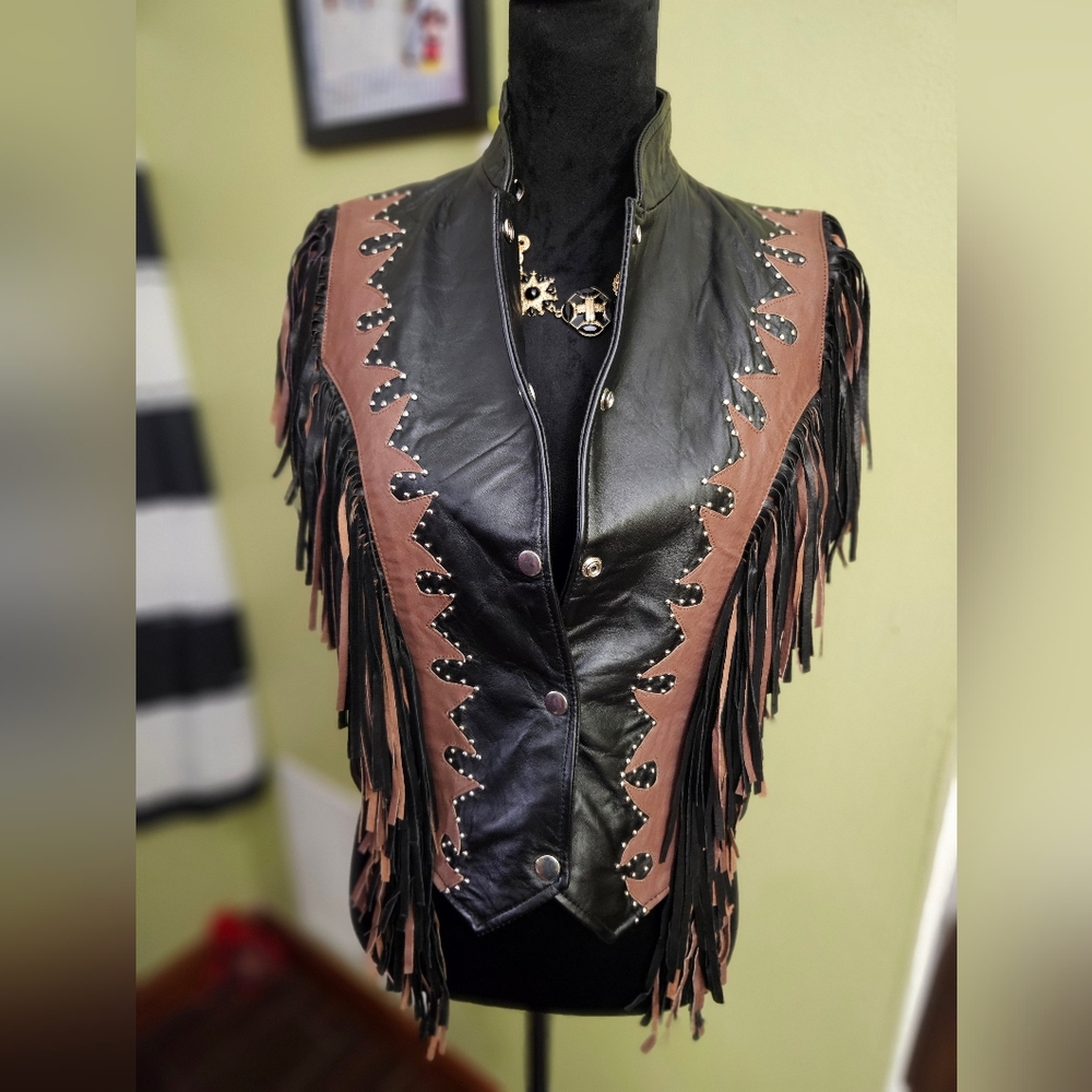 Diamond Plate Fringed Black and Brown Leather Vest